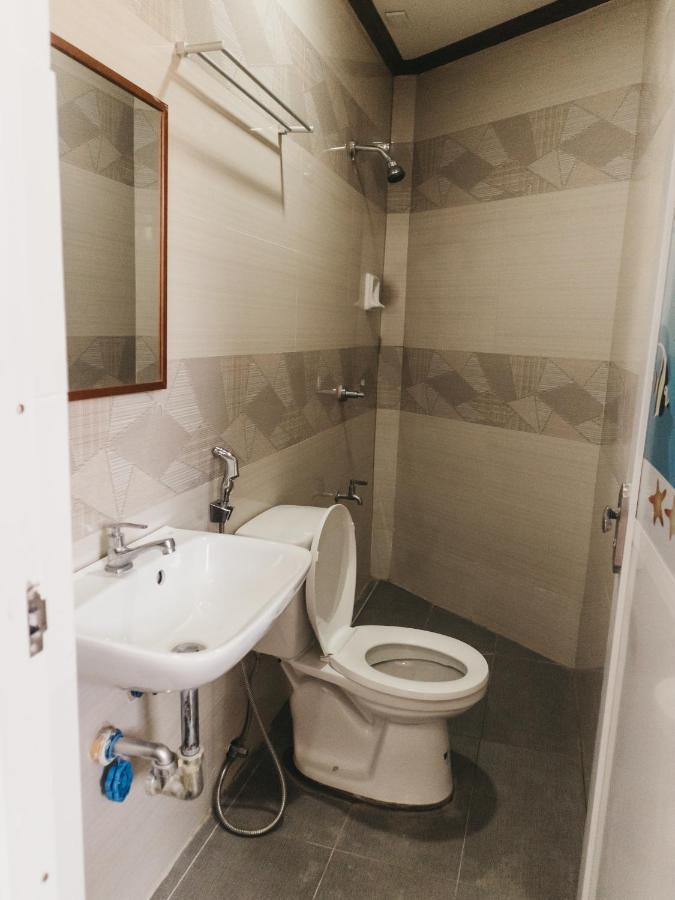 La Choeben Suites Calbayog Eksteriør billede