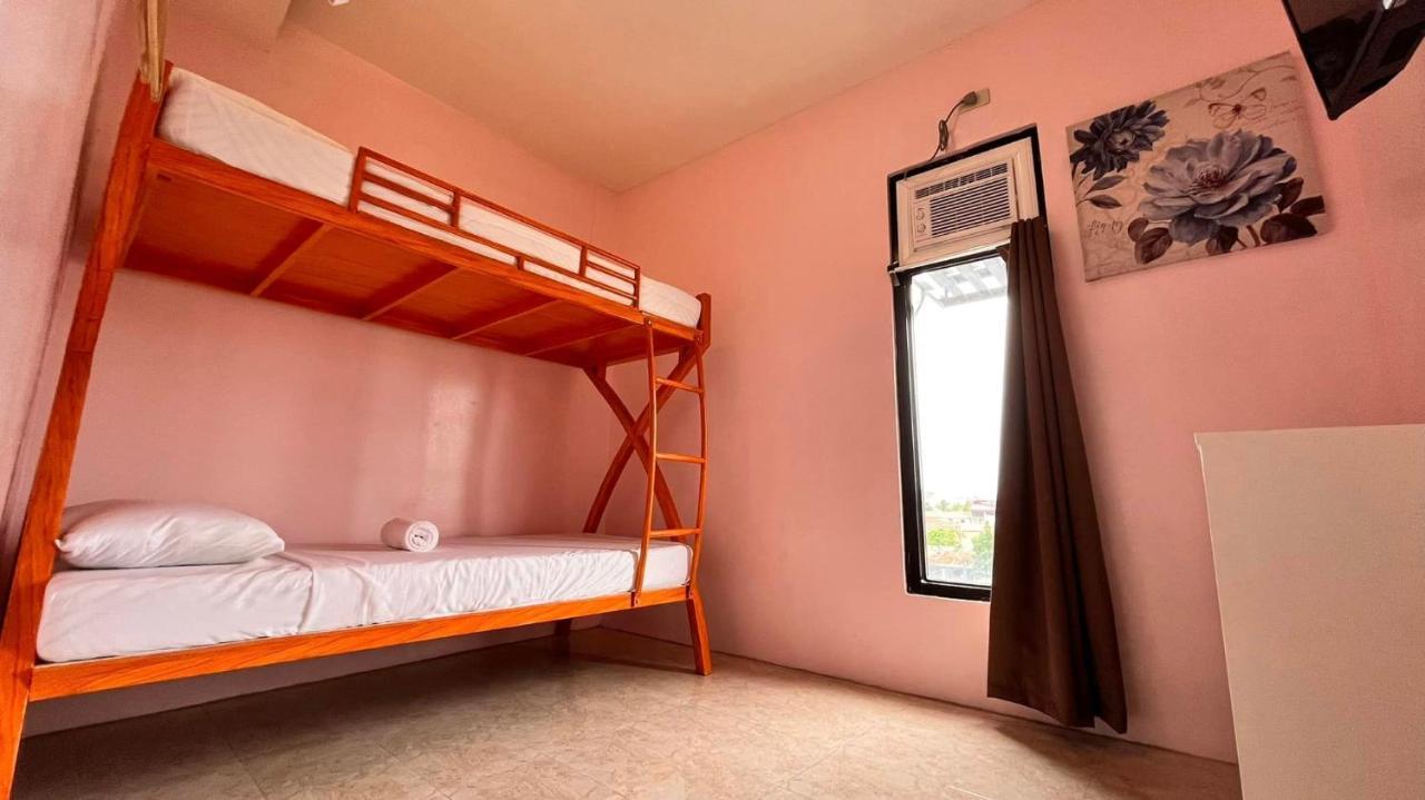 La Choeben Suites Calbayog Eksteriør billede